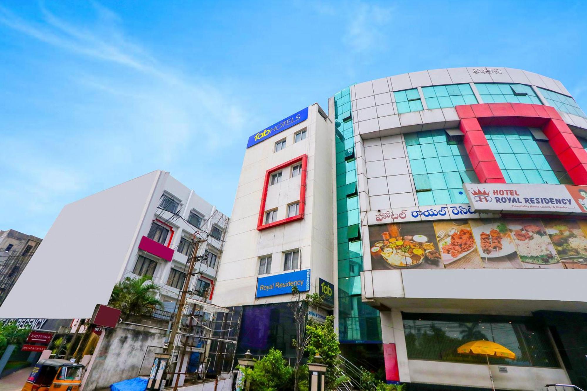 Fabhotel Royal Residency II - Nr Lakdikapul Metro Station Гайдарабад Екстер'єр фото