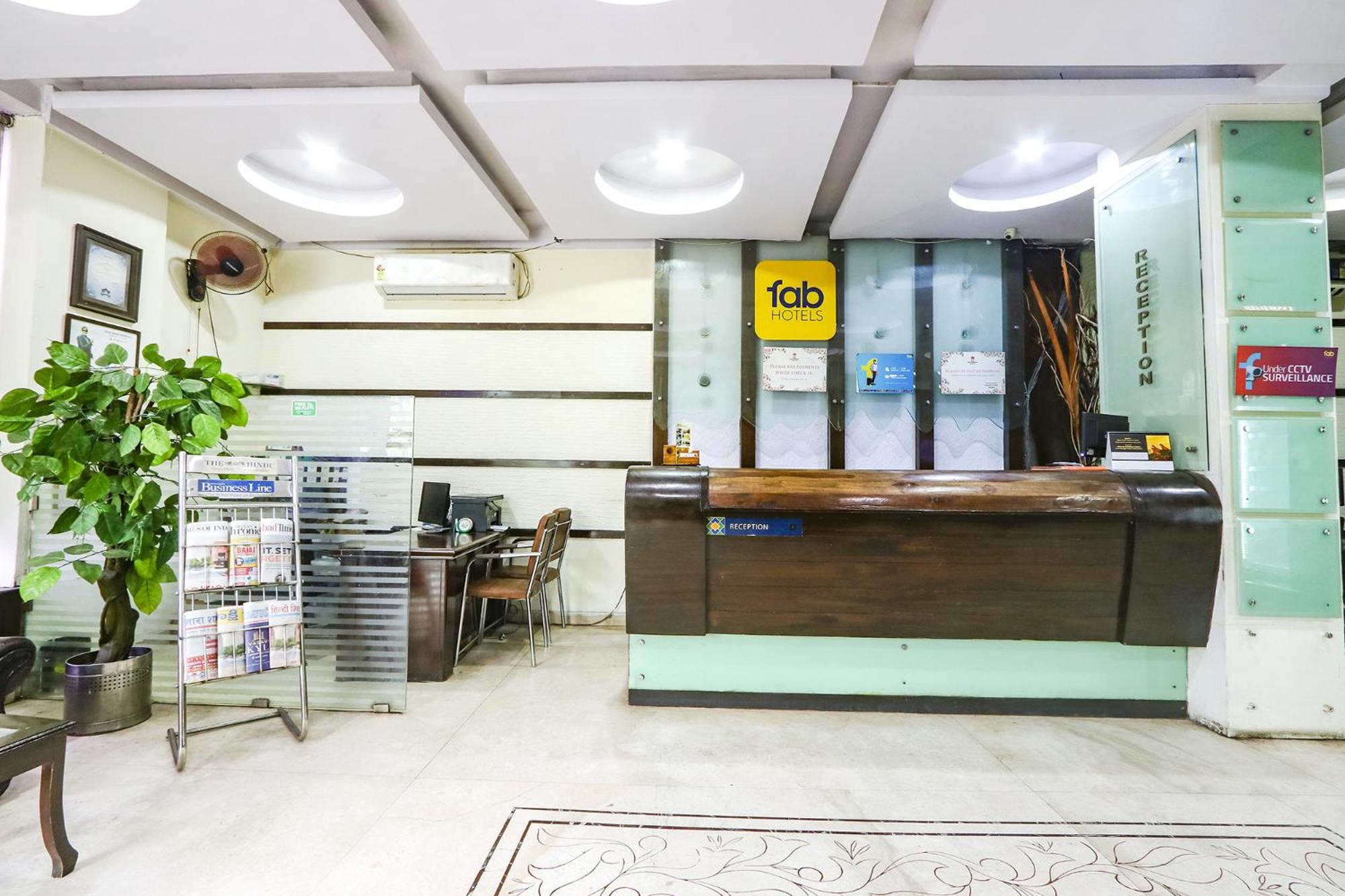 Fabhotel Royal Residency II - Nr Lakdikapul Metro Station Гайдарабад Екстер'єр фото