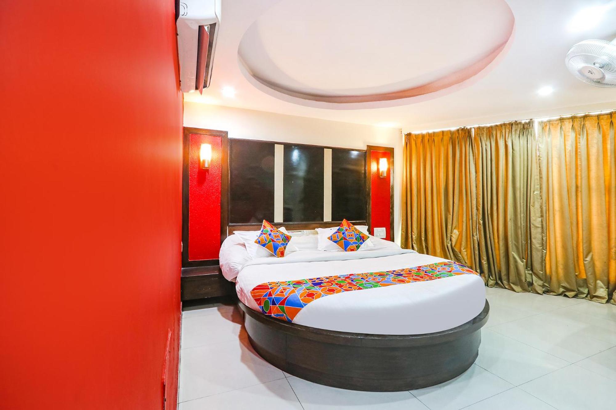 Fabhotel Royal Residency II - Nr Lakdikapul Metro Station Гайдарабад Екстер'єр фото