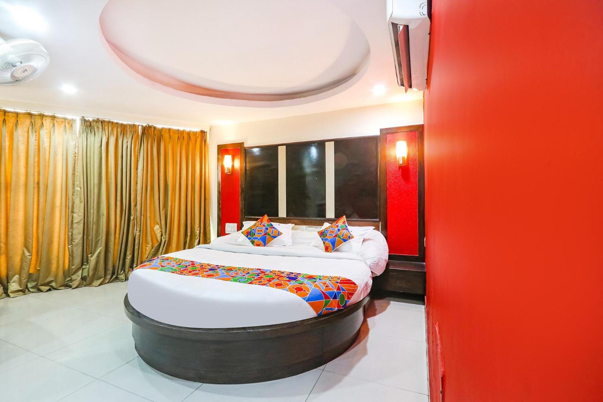 Fabhotel Royal Residency II - Nr Lakdikapul Metro Station Гайдарабад Екстер'єр фото